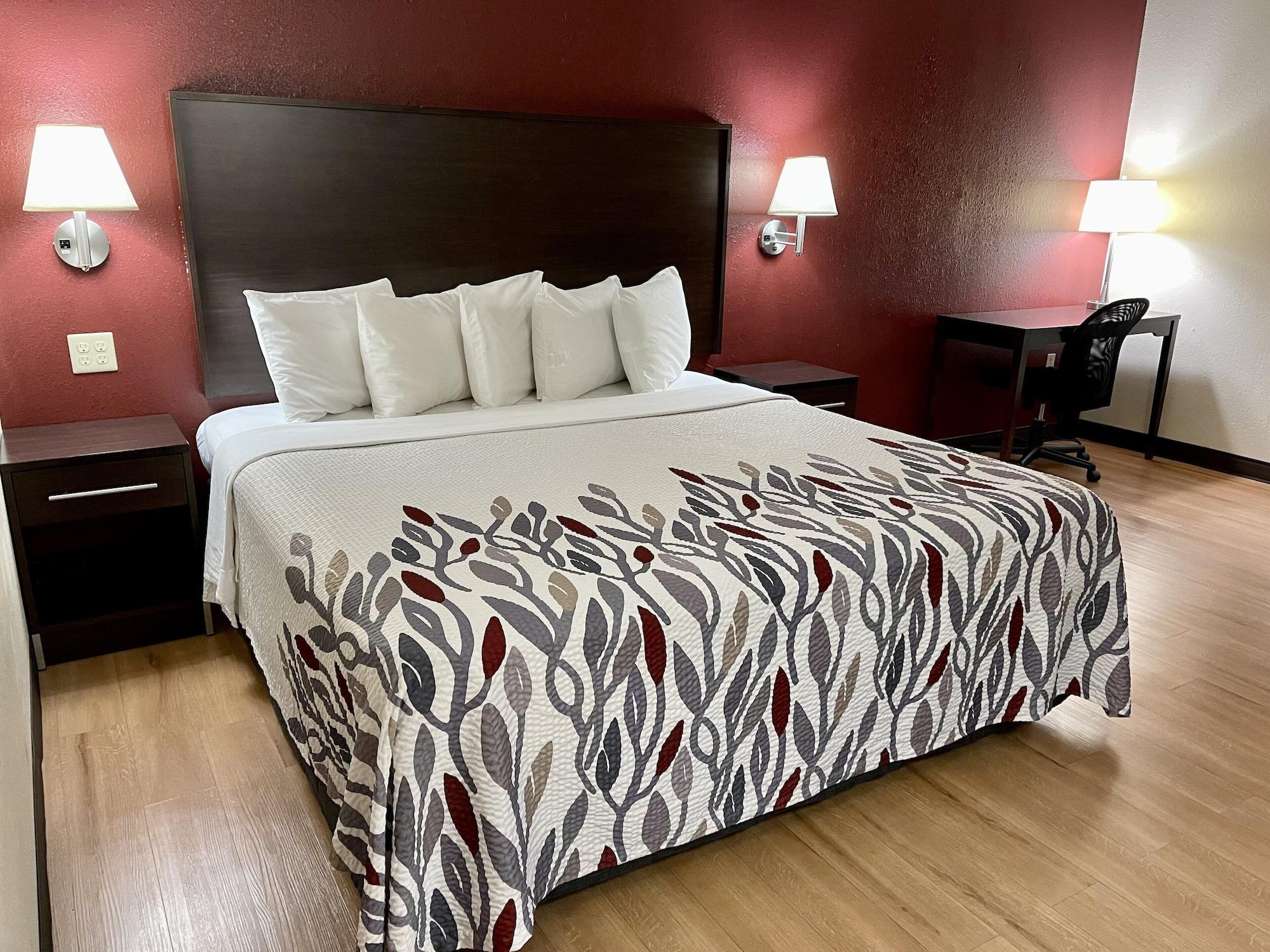 Red Roof Inn Sandusky - Milan Esterno foto