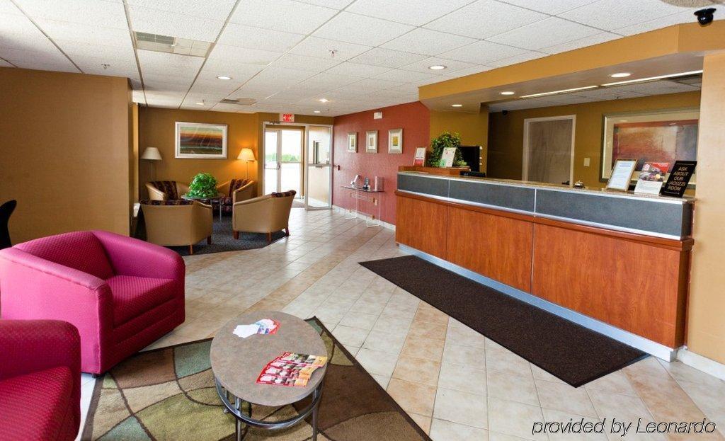 Red Roof Inn Sandusky - Milan Interno foto
